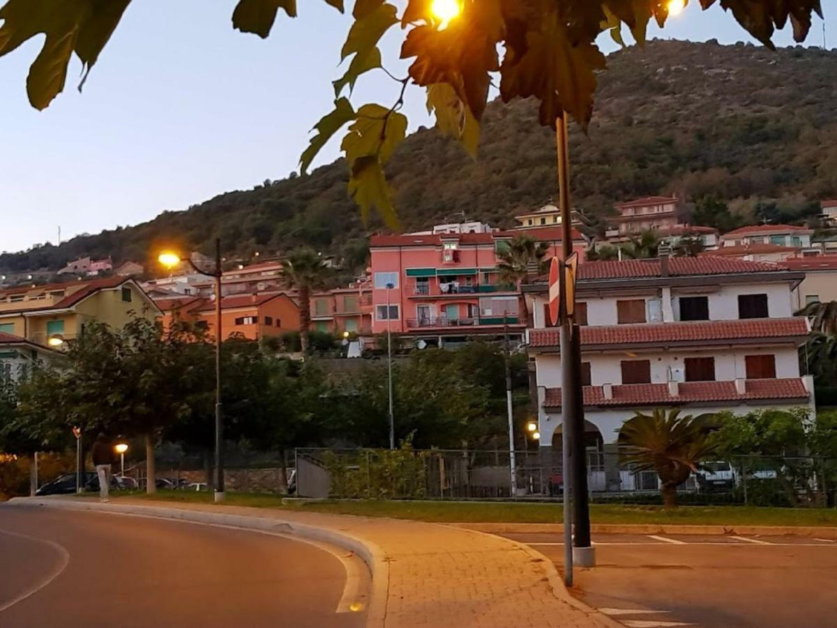 Very Cosy House With Fabulous Sea View! Pietra Ligure Eksteriør billede