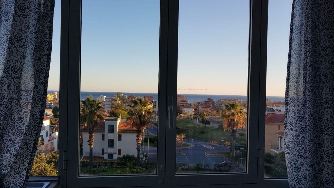 Very Cosy House With Fabulous Sea View! Pietra Ligure Eksteriør billede