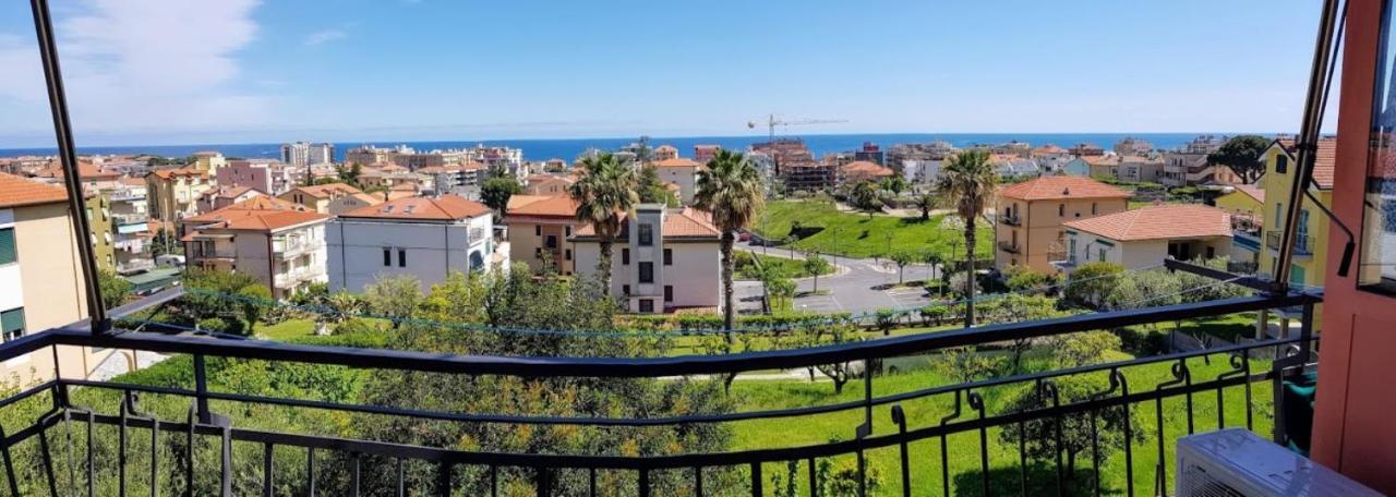 Very Cosy House With Fabulous Sea View! Pietra Ligure Eksteriør billede
